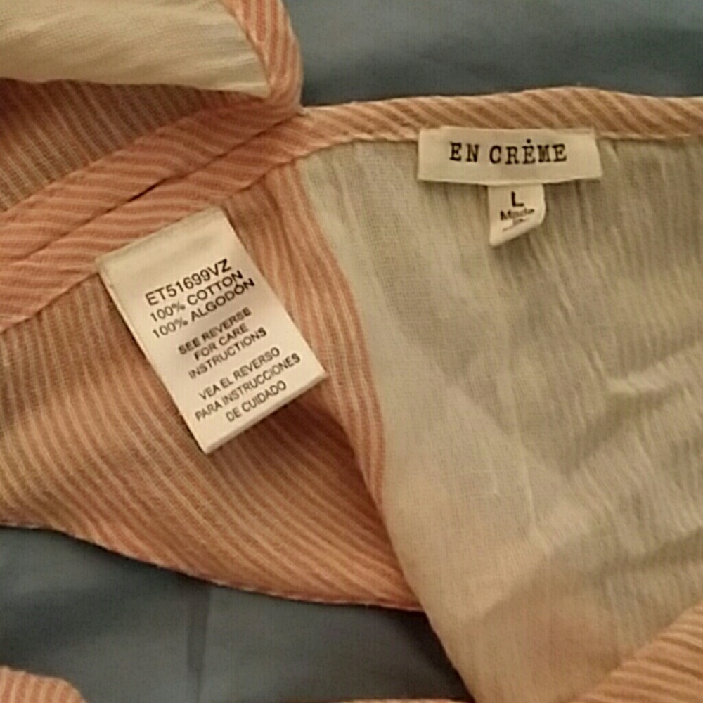 Halter top - Picture 3 of 3